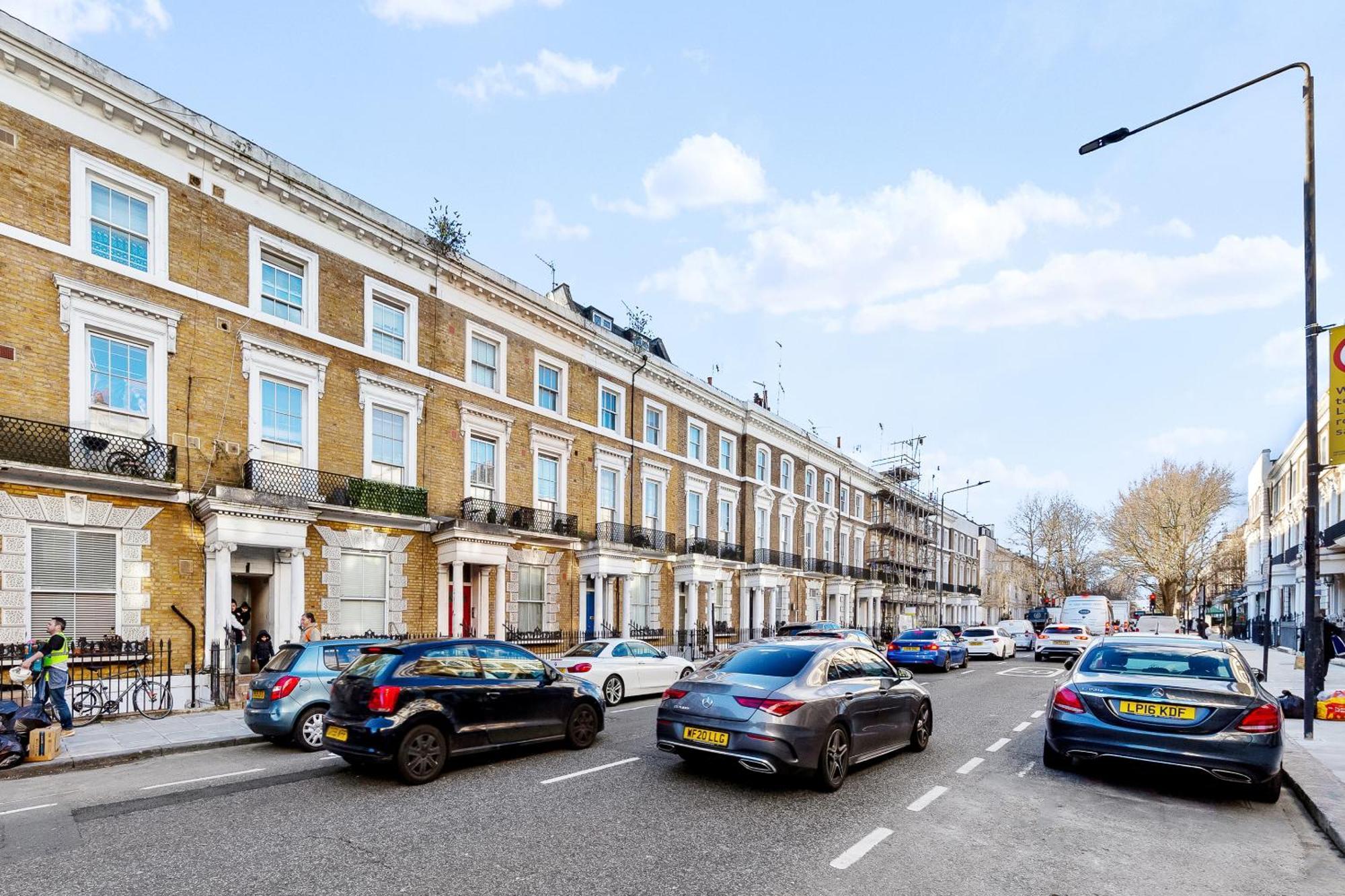 Balcony Blue Theme 1 Bedroom Central London Luxury Flat Near Hyde Park! Accommodates Up To 6! Double Sofa Bed And Next To Station! Exteriér fotografie